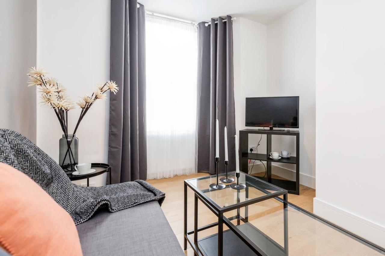 2 Bedrooms Serviced Apartment Excel Exhibition Centre, O2 Arena, Stratford Olympic City, Forest Gate, Central London Exterior foto