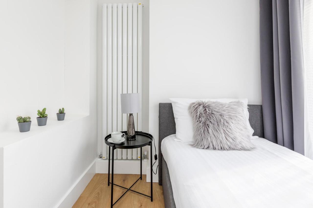 2 Bedrooms Serviced Apartment Excel Exhibition Centre, O2 Arena, Stratford Olympic City, Forest Gate, Central London Exterior foto